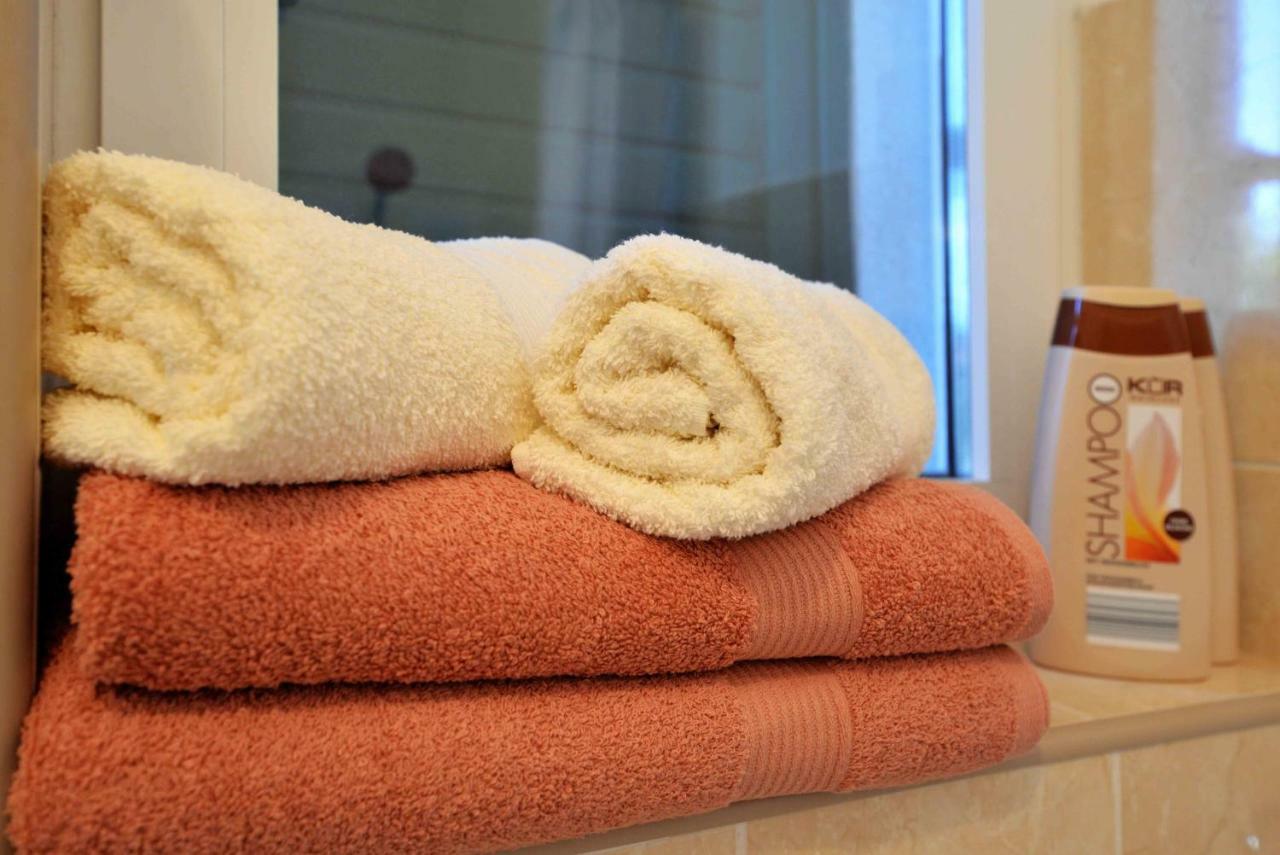Apartmani Dora ムルテル エクステリア 写真