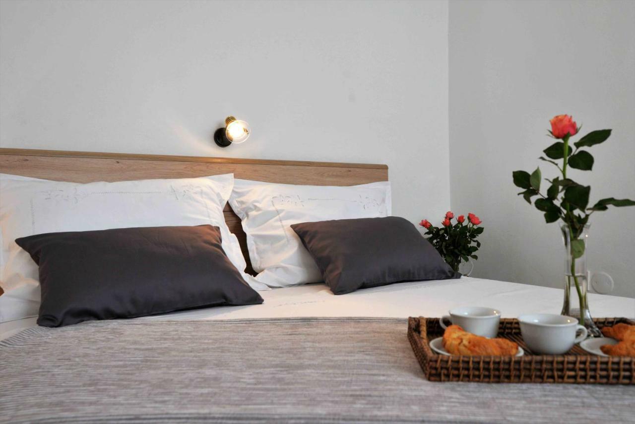 Apartmani Dora ムルテル エクステリア 写真